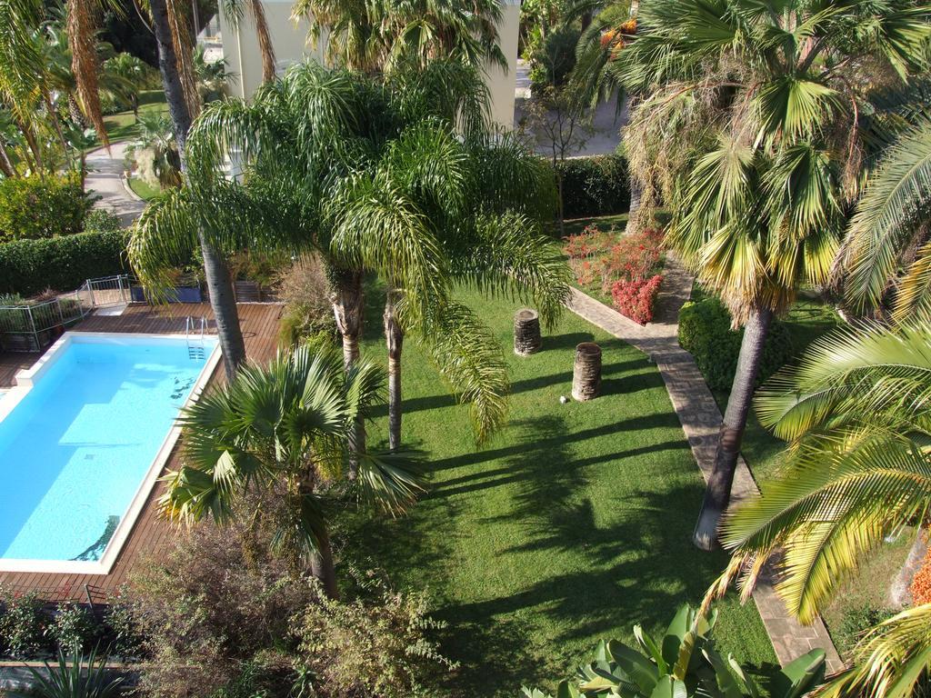 מנטון Appartement Au Chateau Vallaya מראה חיצוני תמונה