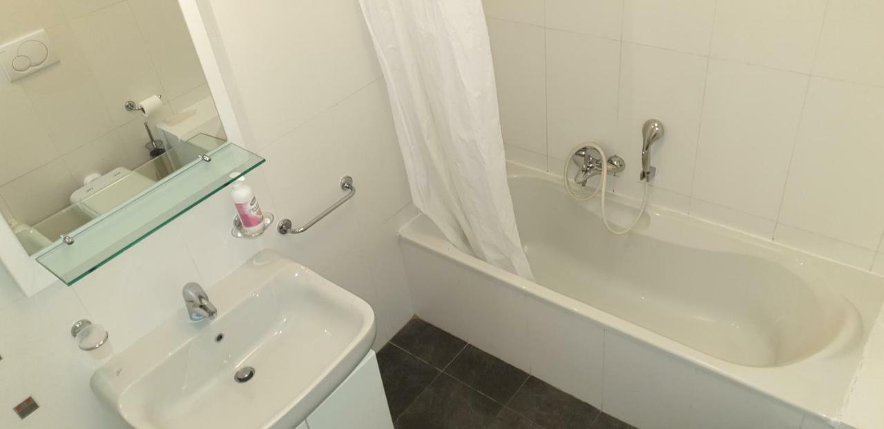 מנטון Appartement Au Chateau Vallaya מראה חיצוני תמונה
